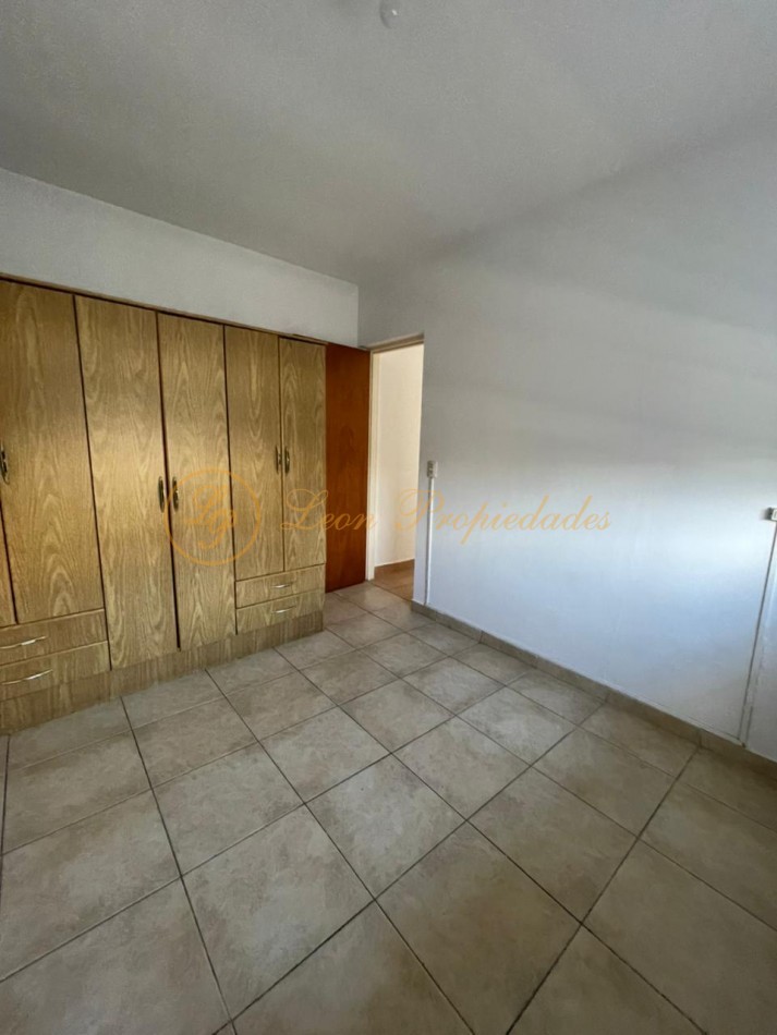 Catamarca Nro 3420 (Edificio de escaleras - 2do piso - un dormitorio, con balcon)