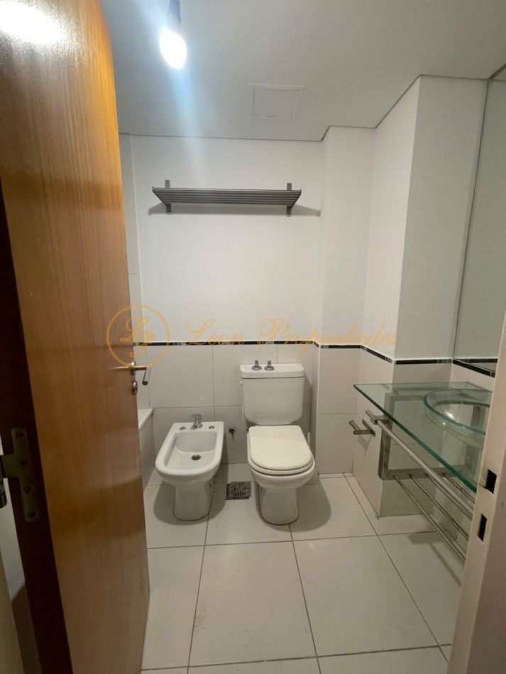 GUEMES Y BV. OROÑO - AMPLIO MONOAMBIENTE DIVIDIDO - AMENITIES - EXCELENTE UBICACION