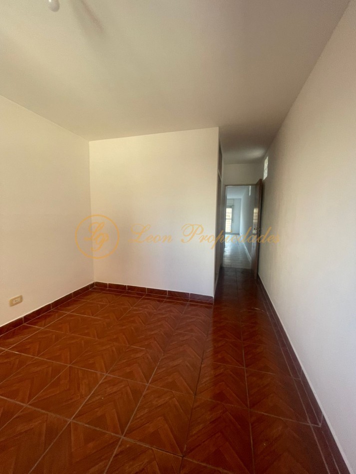Sarmiento Nro. 1121 (2 dormitorios con balcon al frente)