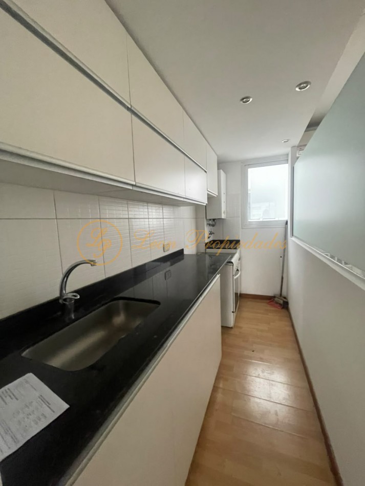 GUEMES Y BV. OROÑO - AMPLIO MONOAMBIENTE DIVIDIDO - AMENITIES - EXCELENTE UBICACION