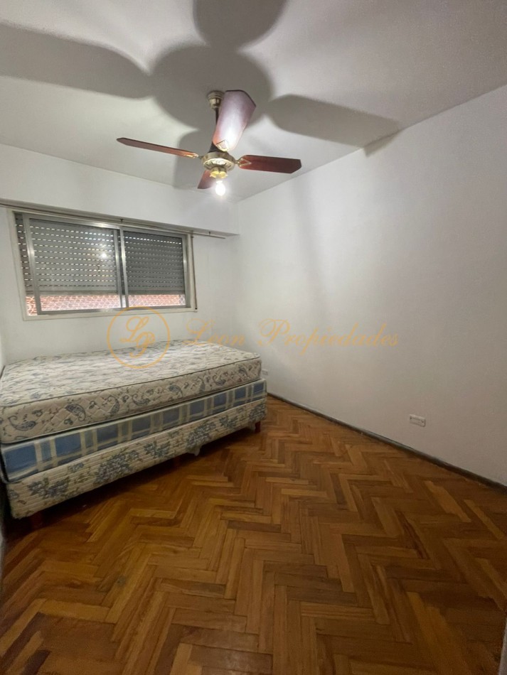 Zeballos 1129 (2 dormitorios al frente con balcon)