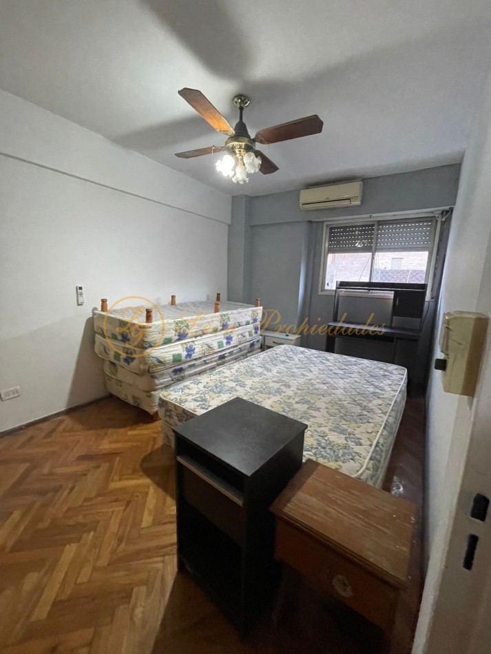 Zeballos 1129 (2 dormitorios al frente con balcon)
