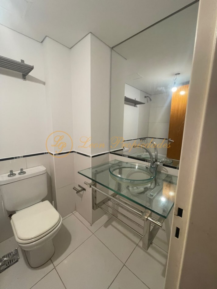 GUEMES Y BV. OROÑO - AMPLIO MONOAMBIENTE DIVIDIDO - AMENITIES - EXCELENTE UBICACION