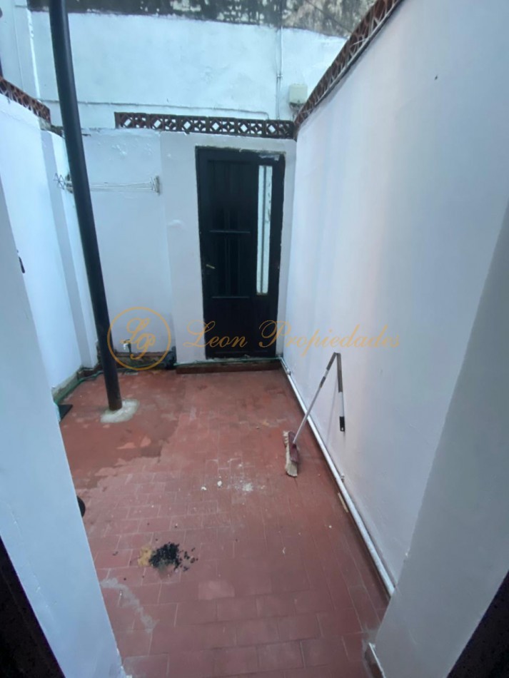Cordoba 2700 ( departamento de pasillo - 1 dormitorio)