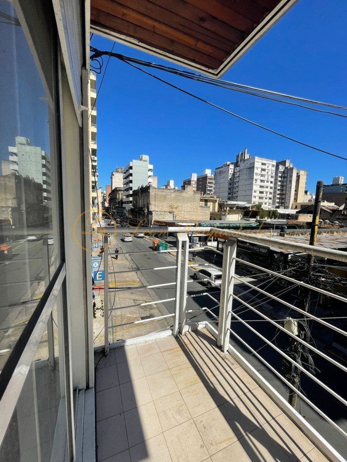Sarmiento Nro 1121 (un dormitorio con balcon al frente)