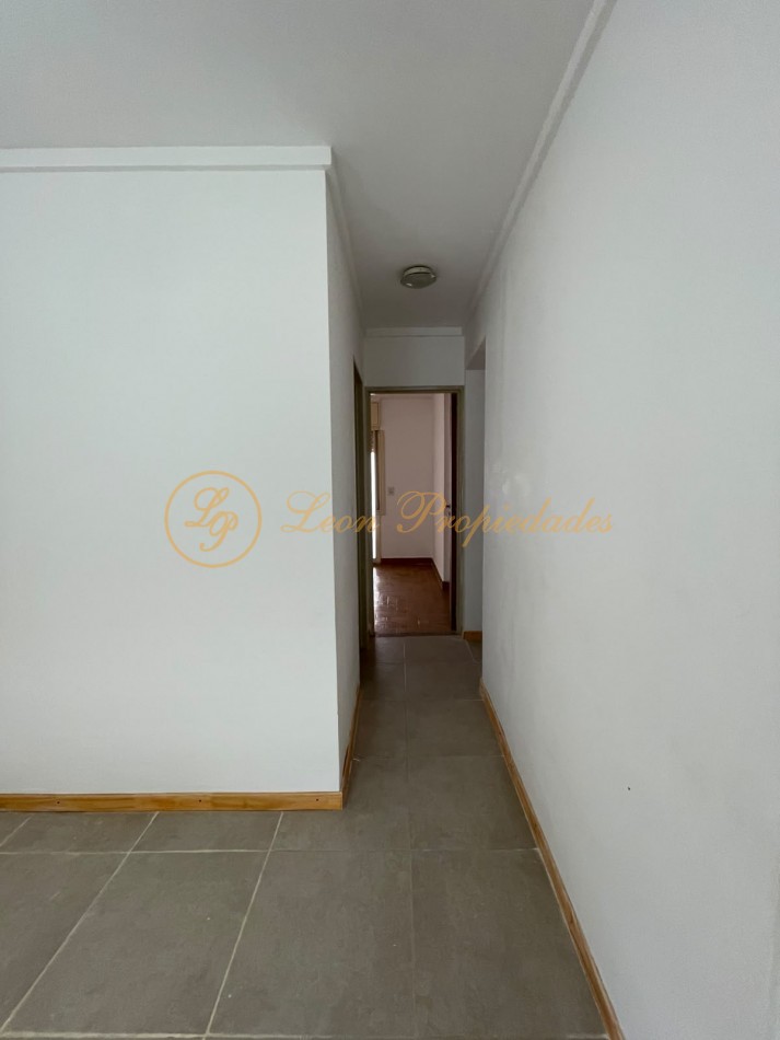 Sarmiento Nro. 1191 (2 dormitorios con amplio patio)