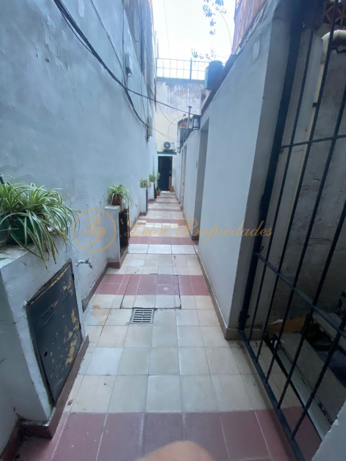 Cordoba 2700 ( departamento de pasillo - 1 dormitorio)