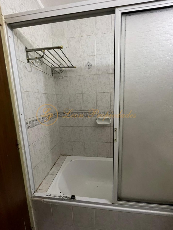CORRIENTES Y MENDOZA (2 DORMITORIOS CON BALCON AL FRENTE) OPCION AMUEBLADO