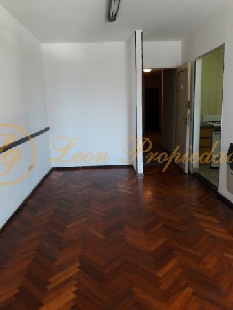 Juan Manuel de Rosas 1255 Piso 4