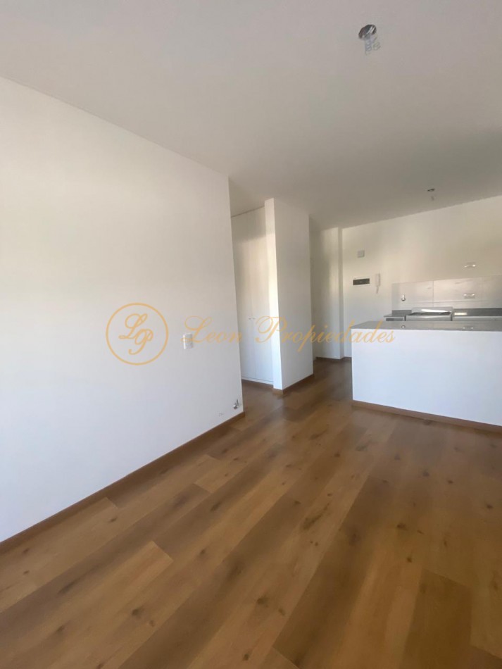 Maipu 2332 ( 1 dormitorio con balcon a estrenar)