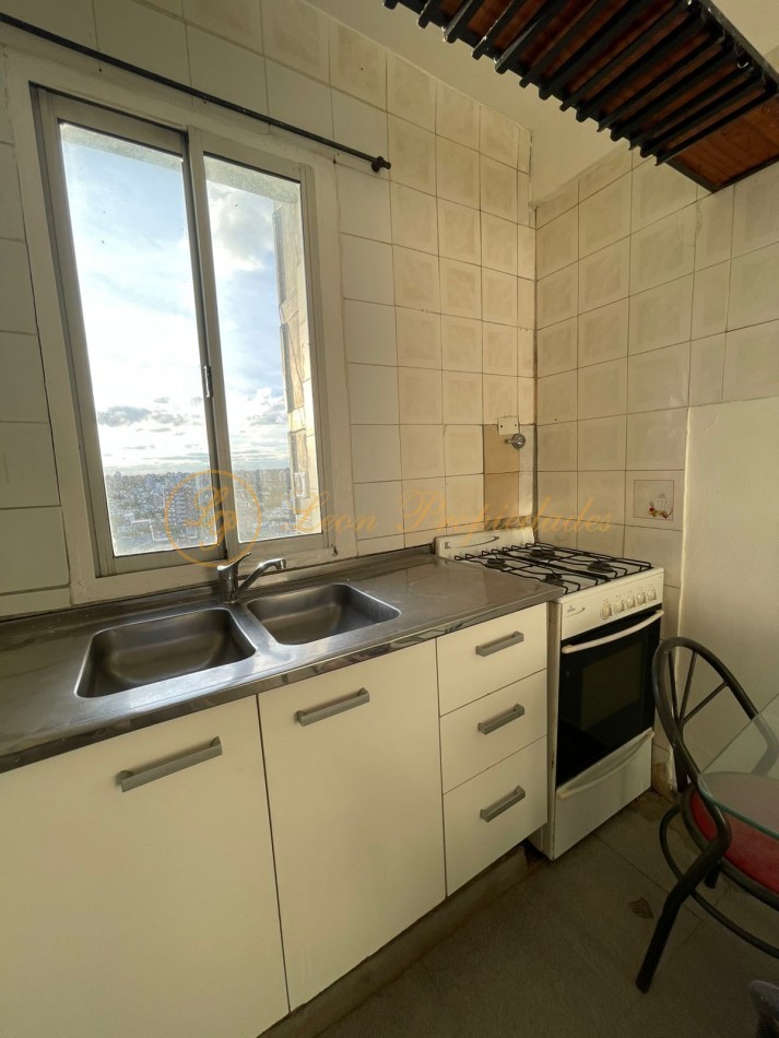 Buenos Aires y Ocampo (2 dormitorios)